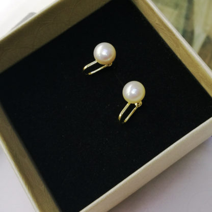 Golden plated Silver Ear Cuffs with lustrous creamy white freshwater pearls - Image 5