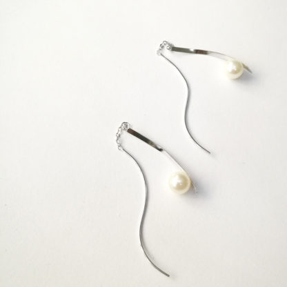 Silver Curly threader earrings with lustrous round white freshwater pearls - Image 5