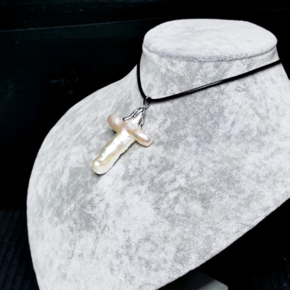 Cross - Image 2